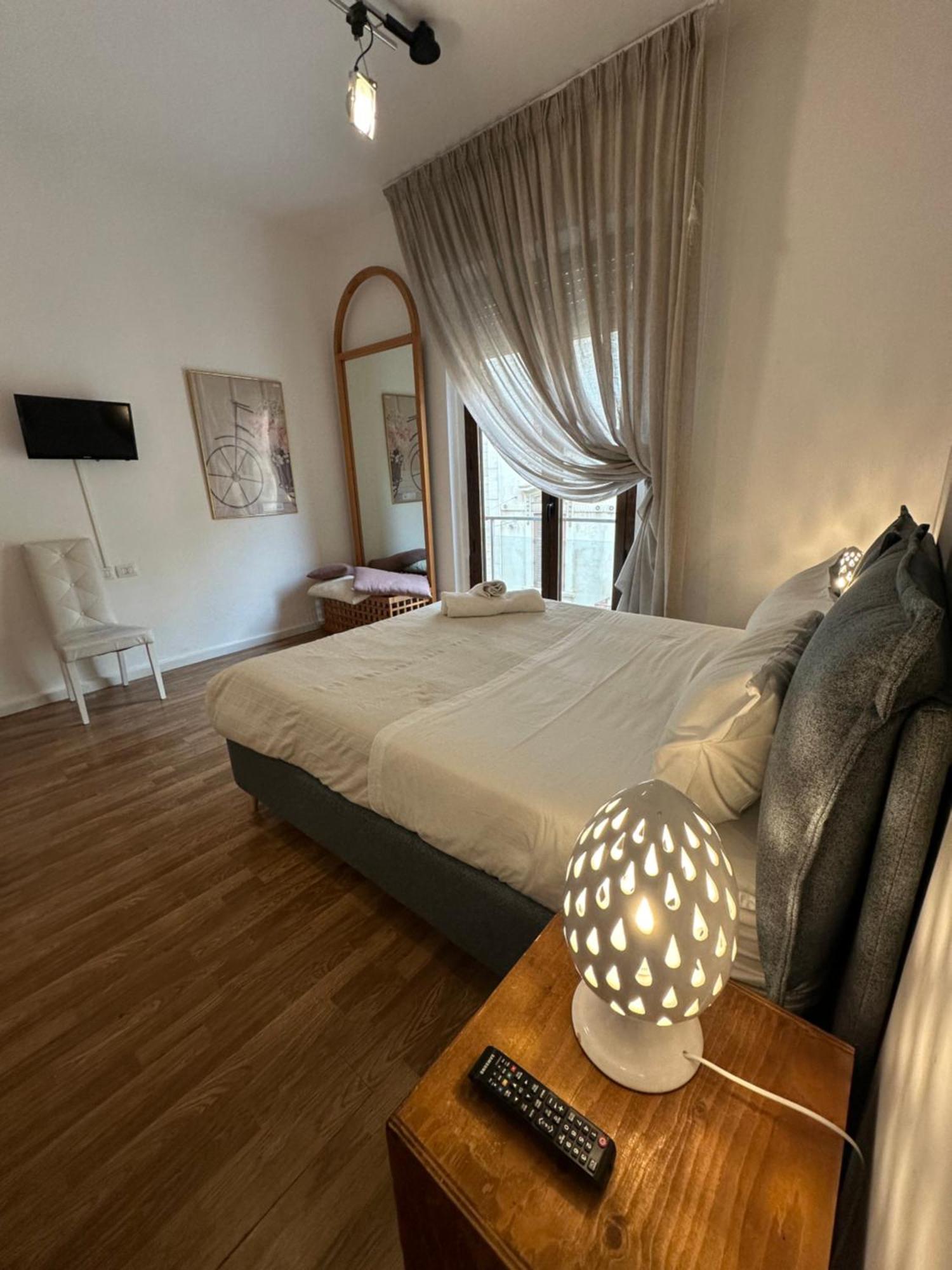 לצ'ה B&B Degli Artisti Suite מראה חיצוני תמונה