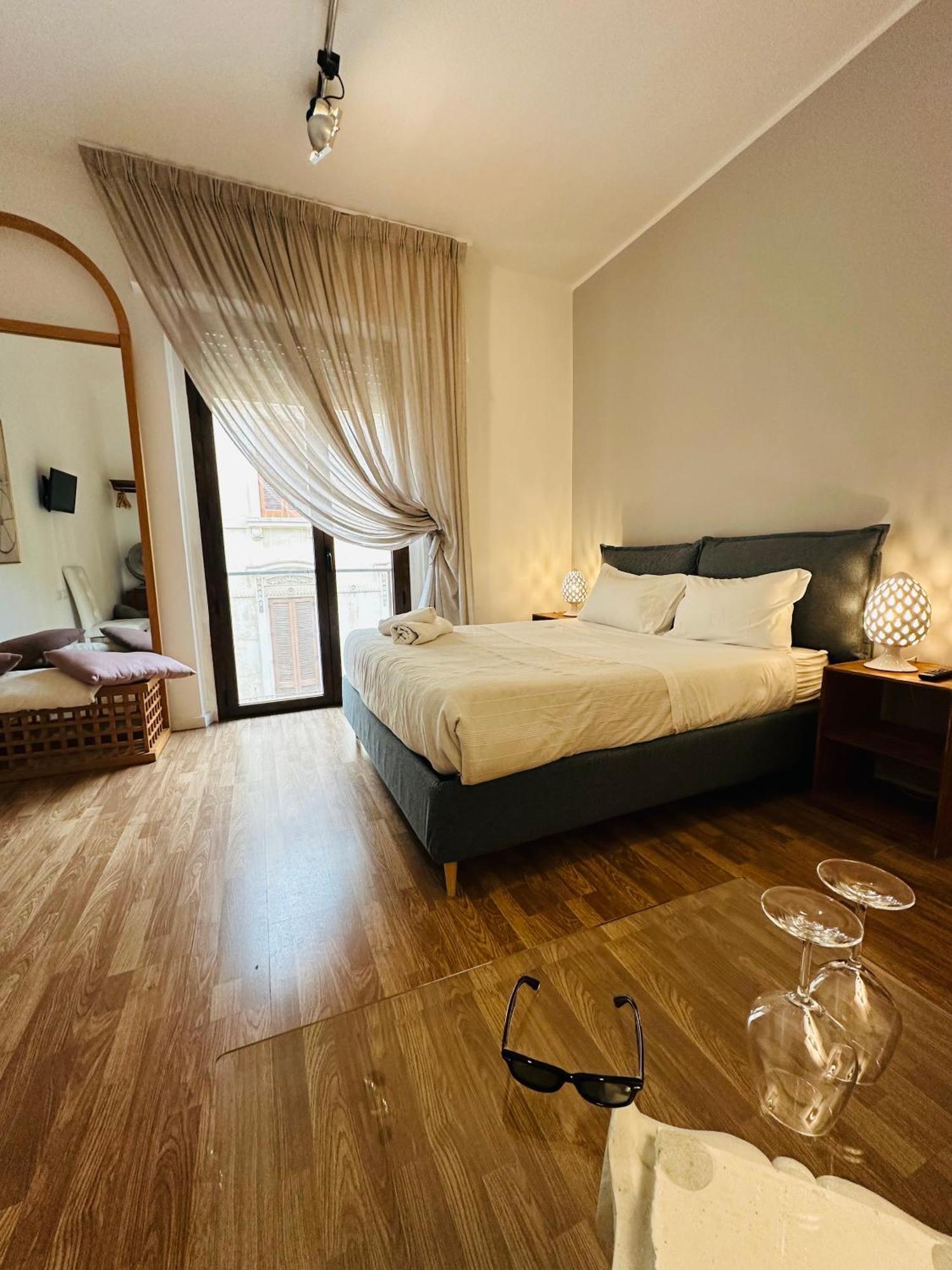 לצ'ה B&B Degli Artisti Suite מראה חיצוני תמונה