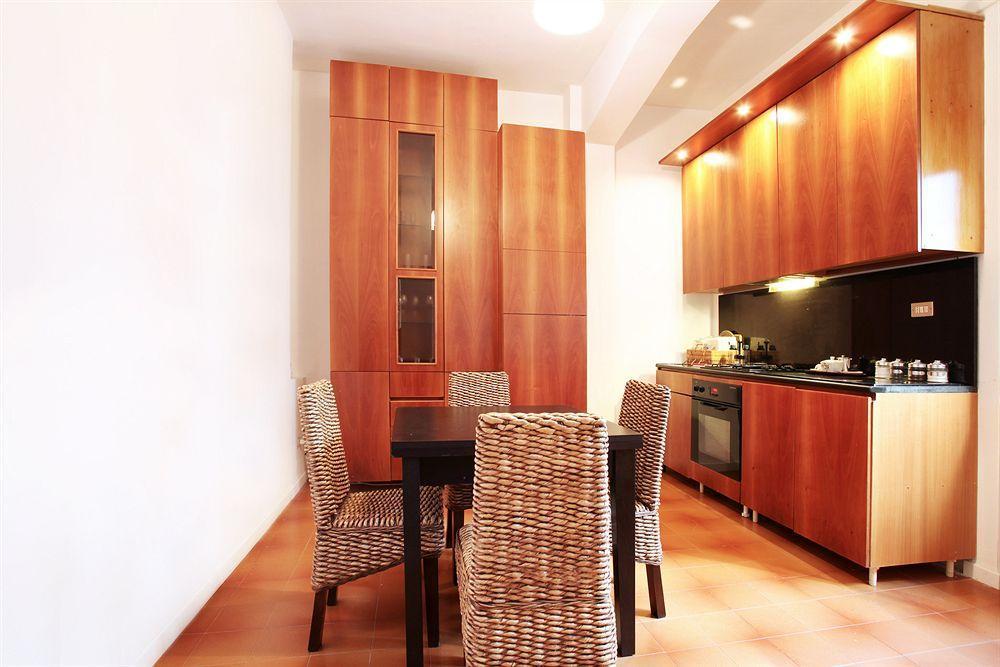 לצ'ה B&B Degli Artisti Suite מראה חיצוני תמונה